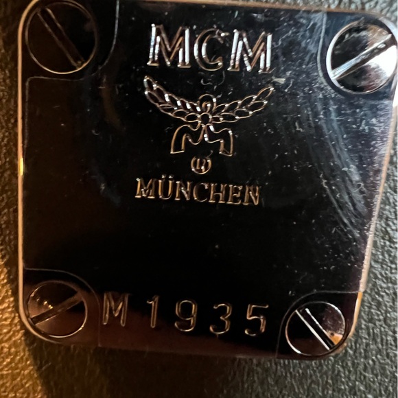 MCM Stark Medium Sea Turtle Visetos Leather Backpack BRAND NEW MP $2,085 CAD - Picture 3 of 8